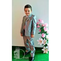 Мъжки сив костюм