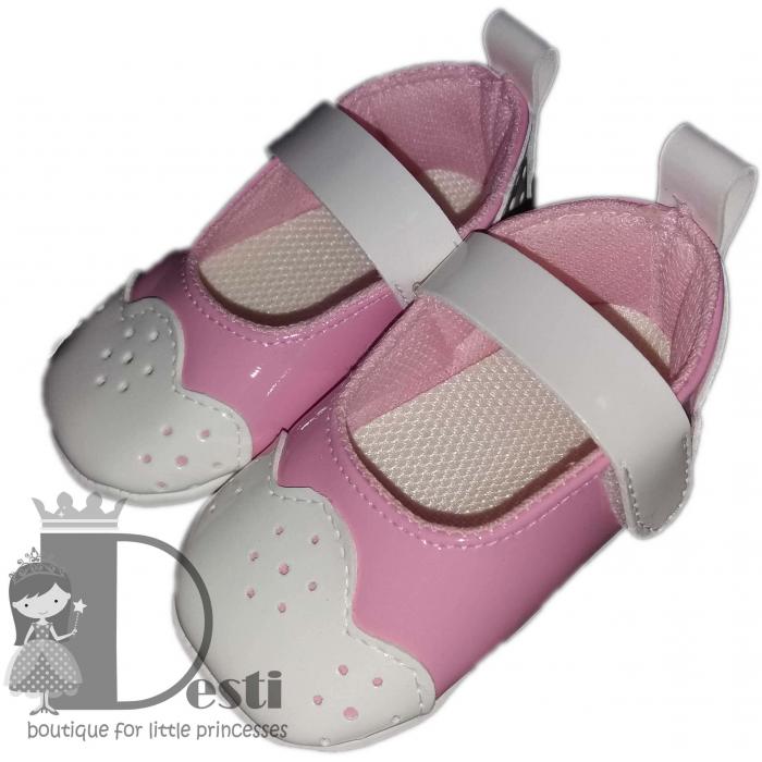 Кожени меки обувки