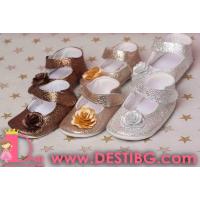 Кожени обувки златни, сребърни, кафеви с цвете